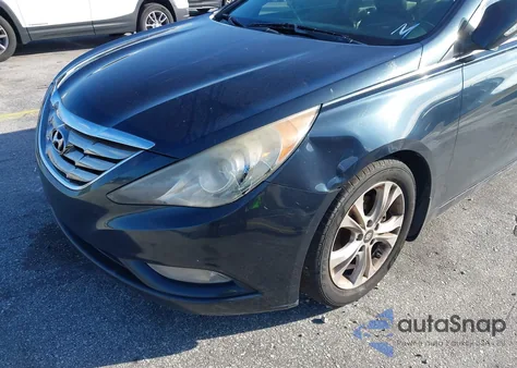 2013 Hyundai Sonata Limited z USA, uszkodzony, nr VIN 5NPEC4ACXDH605066